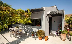 Karteros House 1300Meters From The Beach!